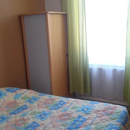 Hotel Le Relais De La Gare Routi\u00e8re
